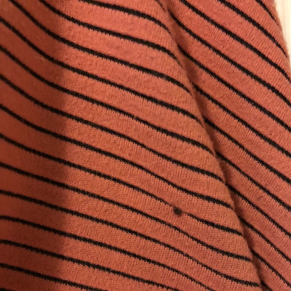 Pink and black striped skater skirt - Picture 4 of 4